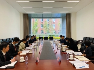 七澤公使の国家医療保障局訪問