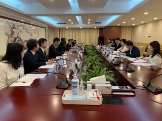 七泽公使访问国家药品监督管理局