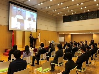 李東氏への在外公館長表彰（2022年4月18日）