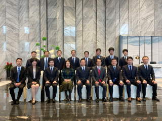 金杉大使访问湖北省:出席鄂州花湖机场内的国际物流中心开工仪式、与鄂州市市委书记会谈、考察永旺梦乐城、跨境电商实体店、日本湖北总商会的湖北代表处等(2024年3月24日)