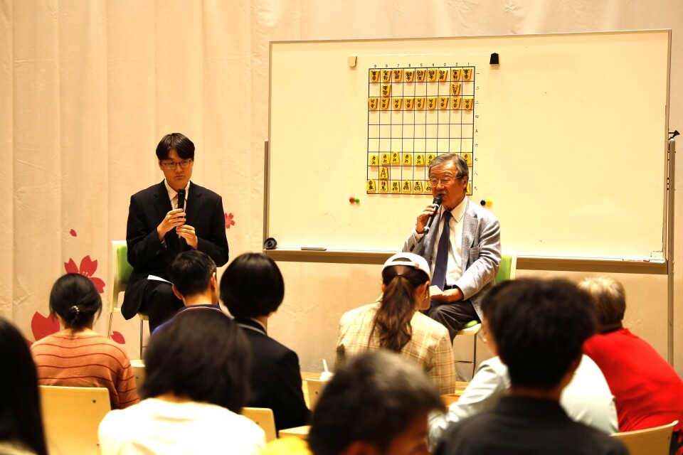 将棋魅力体验活动在我馆举办