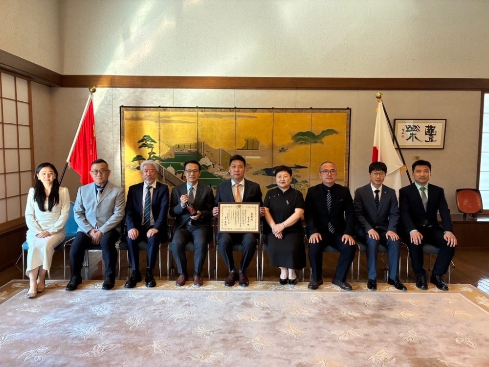 向北京润东诚泰贸易有限公司赵东超董事长授予“在外公馆长表彰”（2026年6月5日）