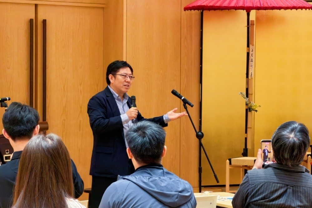 茶道体验及讲座“中国陶瓷与茶道文化”举办（2026年9月12日）